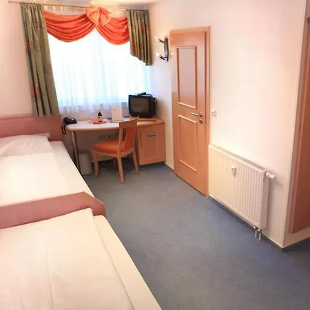 Aalener Roemerhotel Awl 알렌